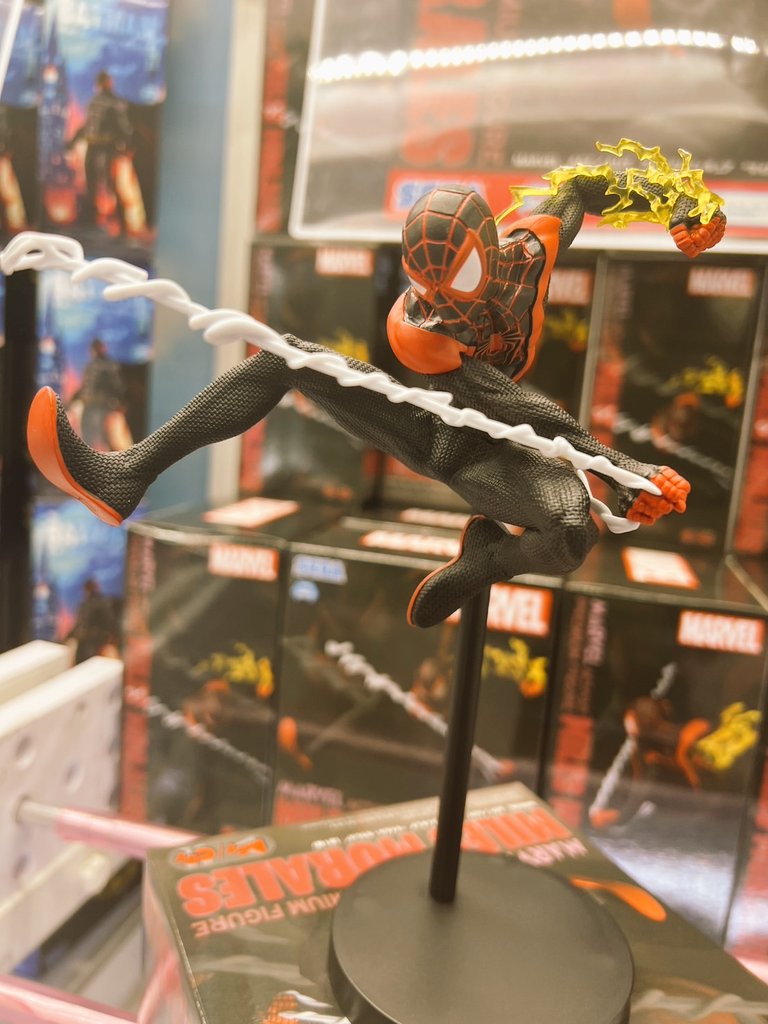 MARVEL ACT/CUT Spider-Man Miles Morales Figure