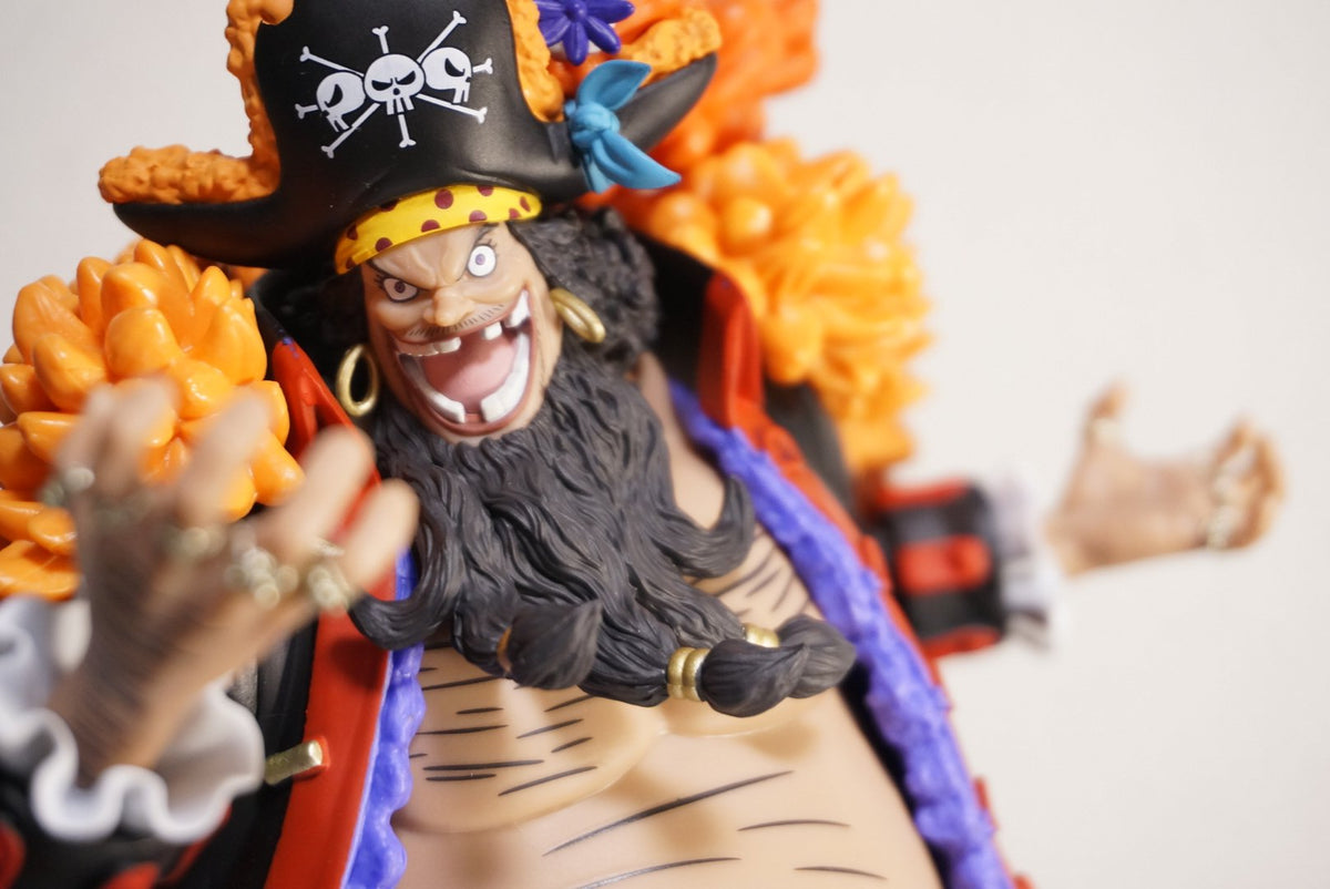 One Piece Grandista Marshall D. Teach Figure
