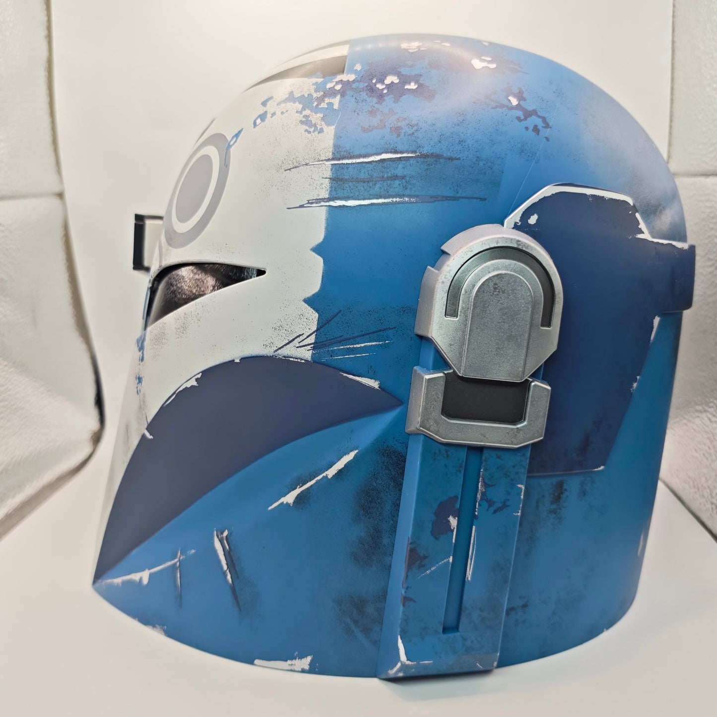 Star Wars The Black Series Bo-Katan Kryze Electronic Helmet